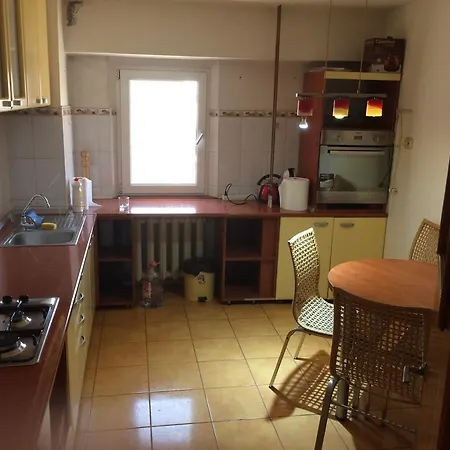 Zona Gara Apartment